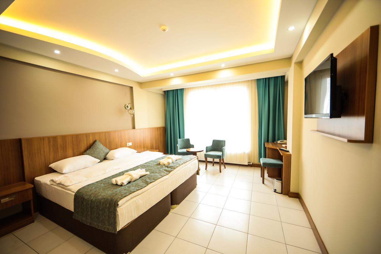Fatsa Safi̇R Otel エクステリア 写真