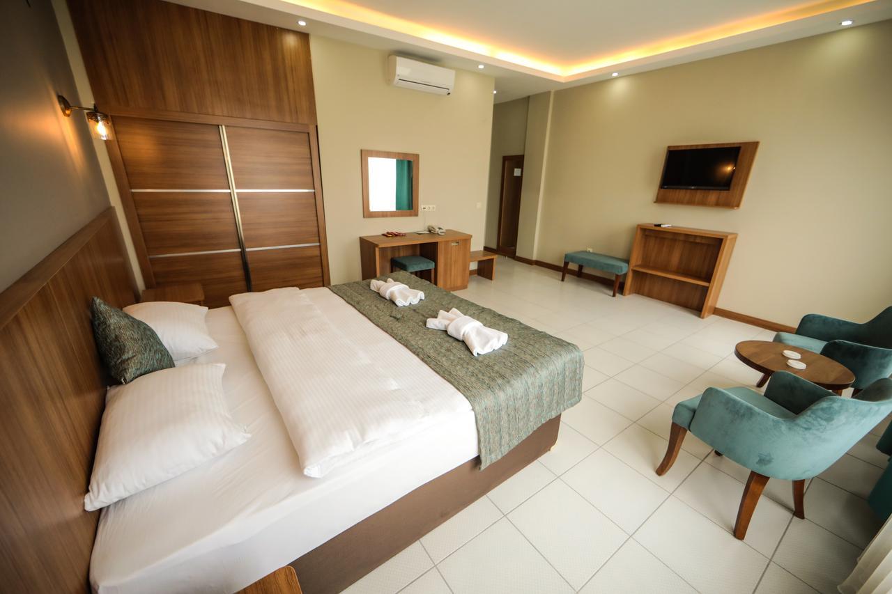 Fatsa Safi̇R Otel エクステリア 写真