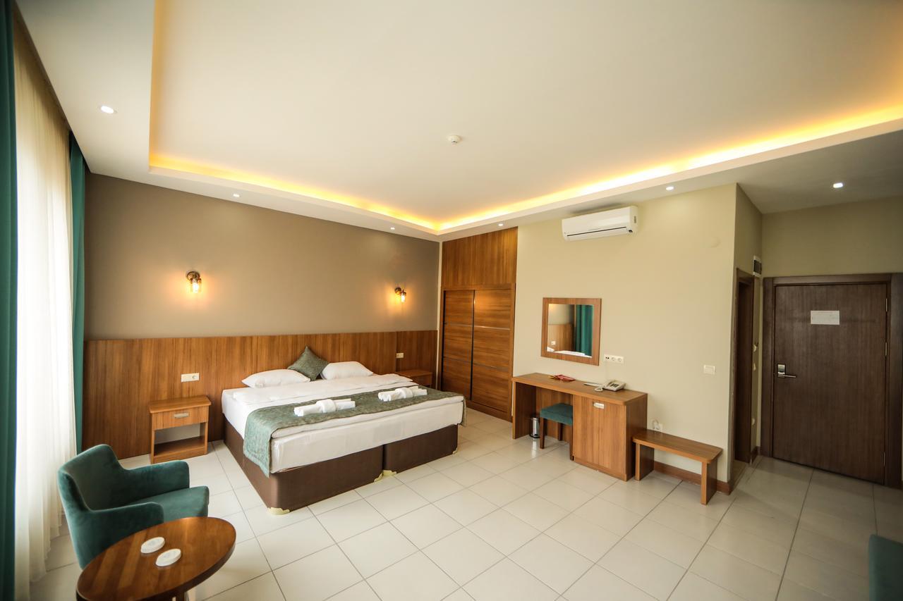 Fatsa Safi̇R Otel エクステリア 写真